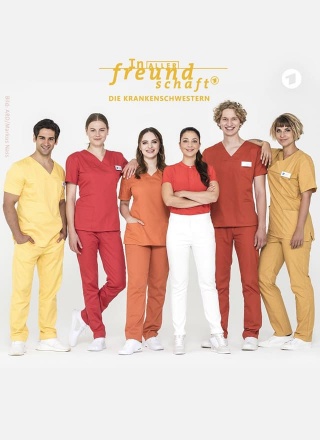 serie_0003_in aller freundschaft krankenschwestern.jpg